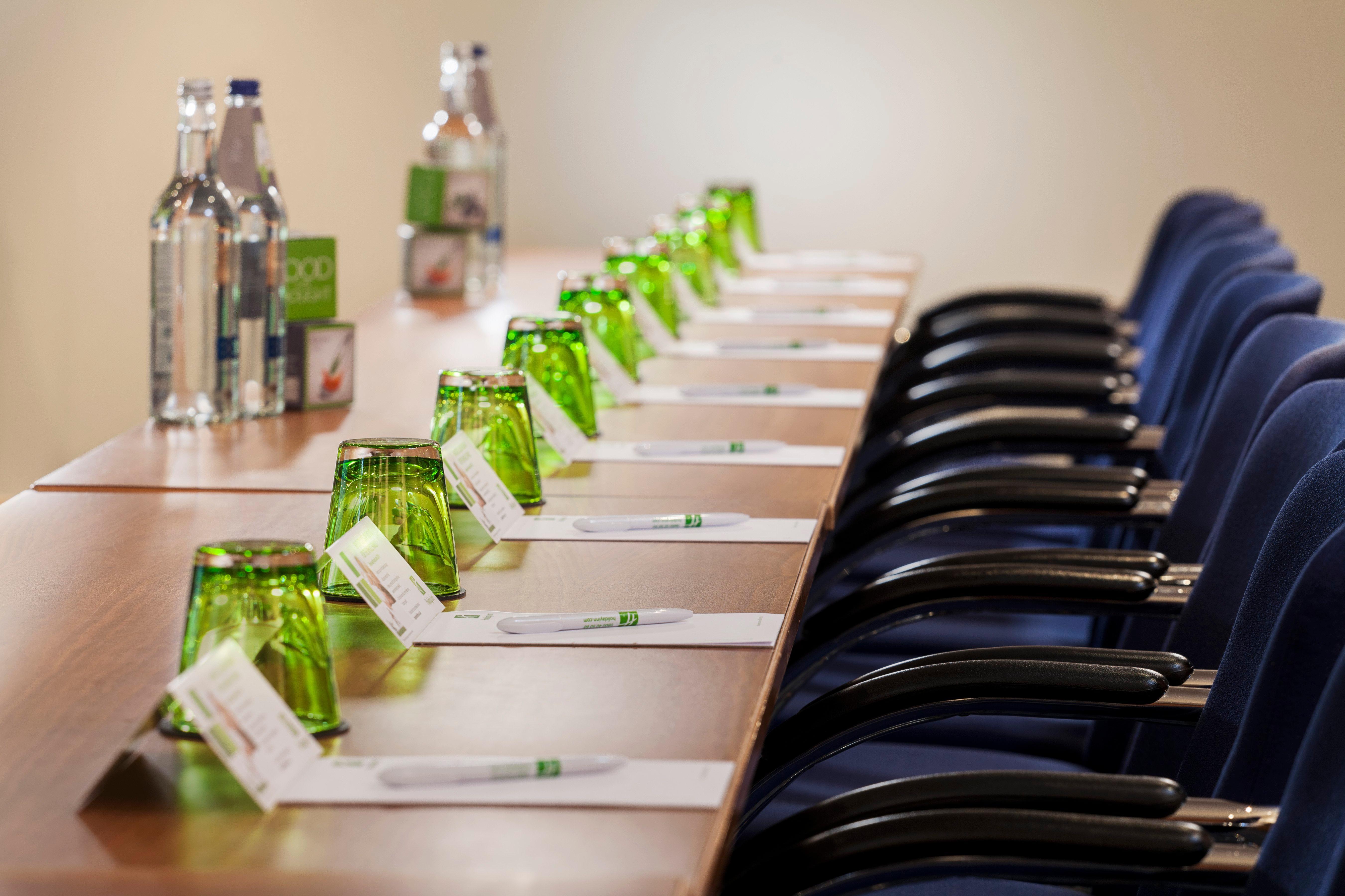 Holiday Inn Oxford By Ihg Exterior photo