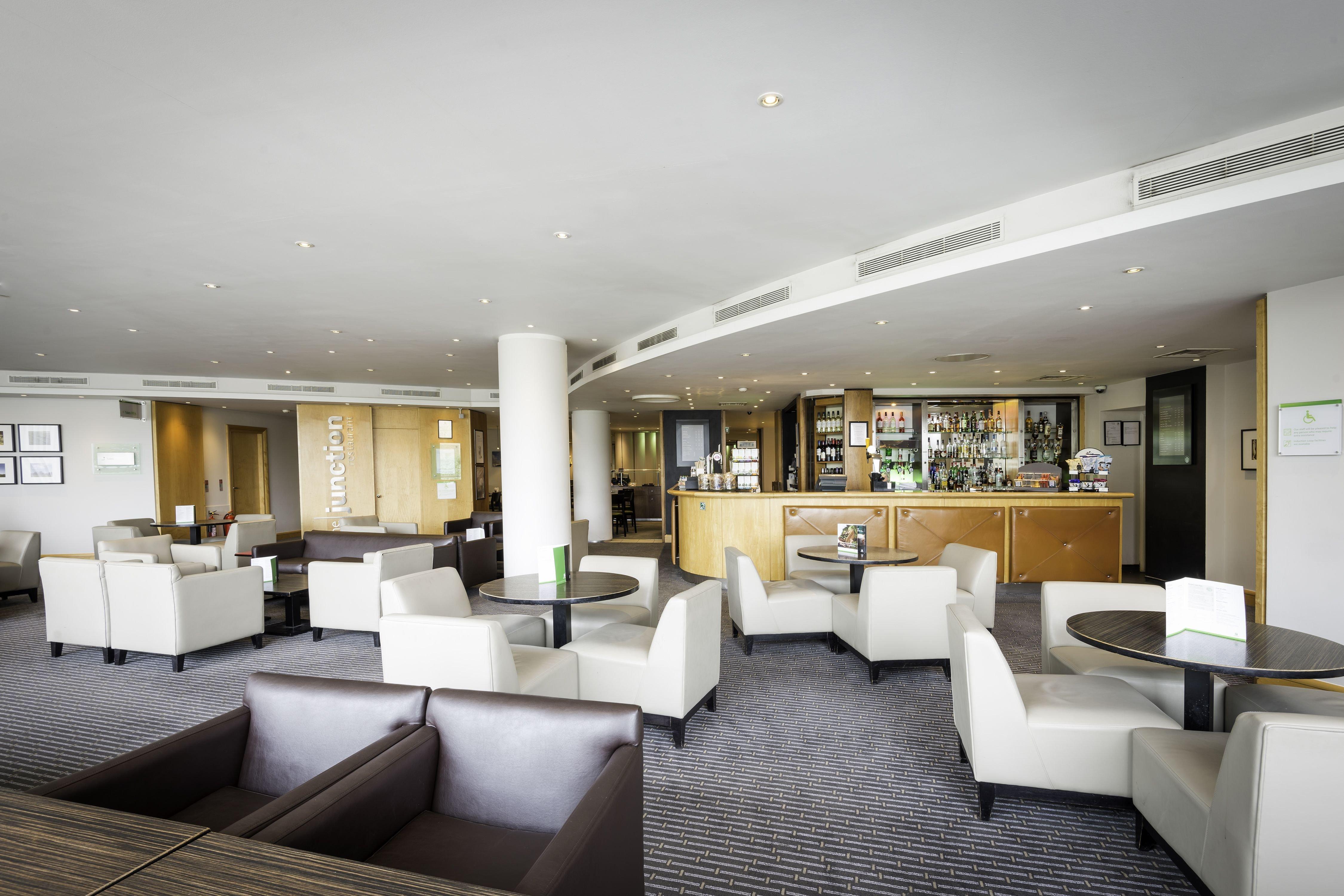 Holiday Inn Oxford By Ihg Exterior photo