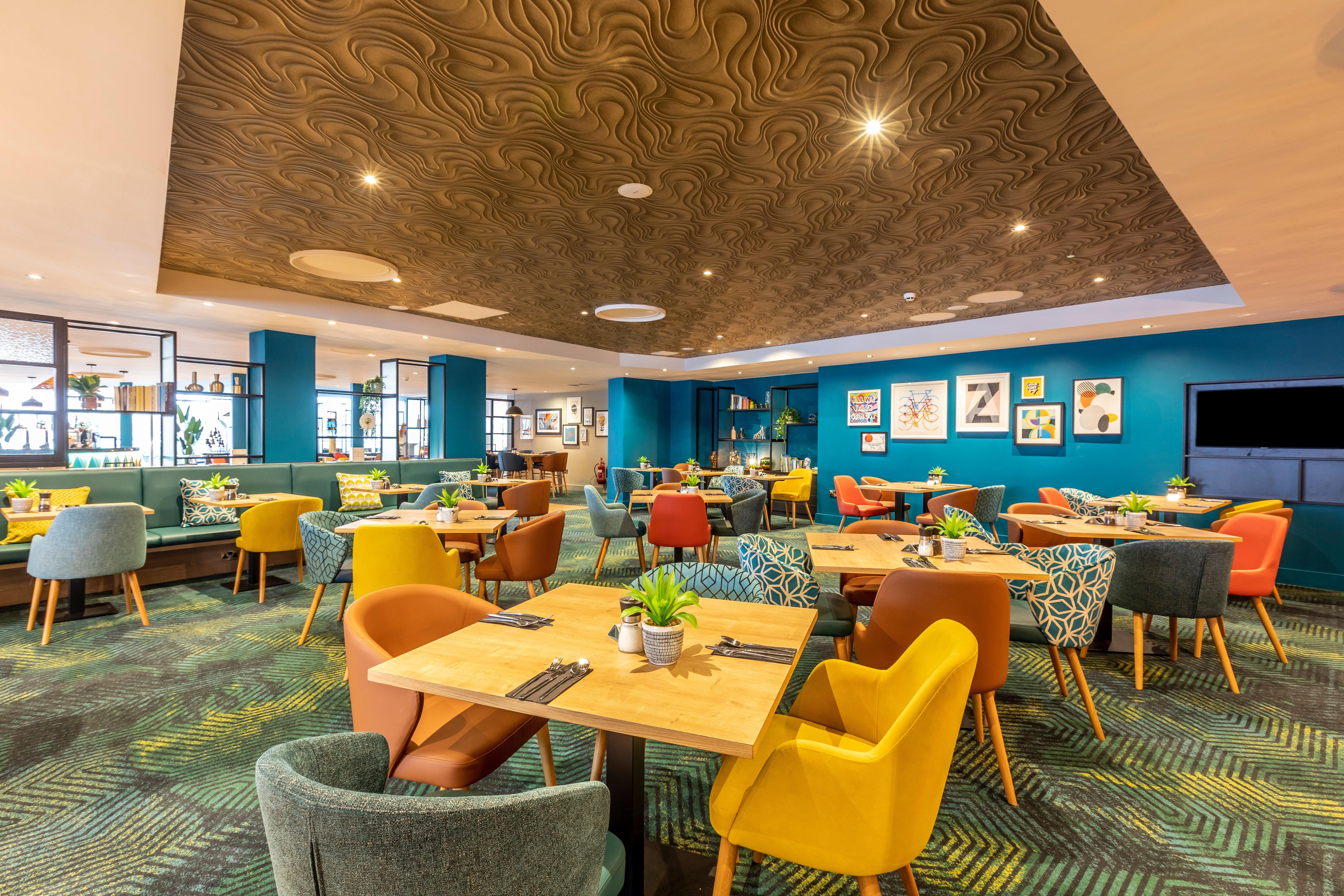Holiday Inn Oxford By Ihg Exterior photo