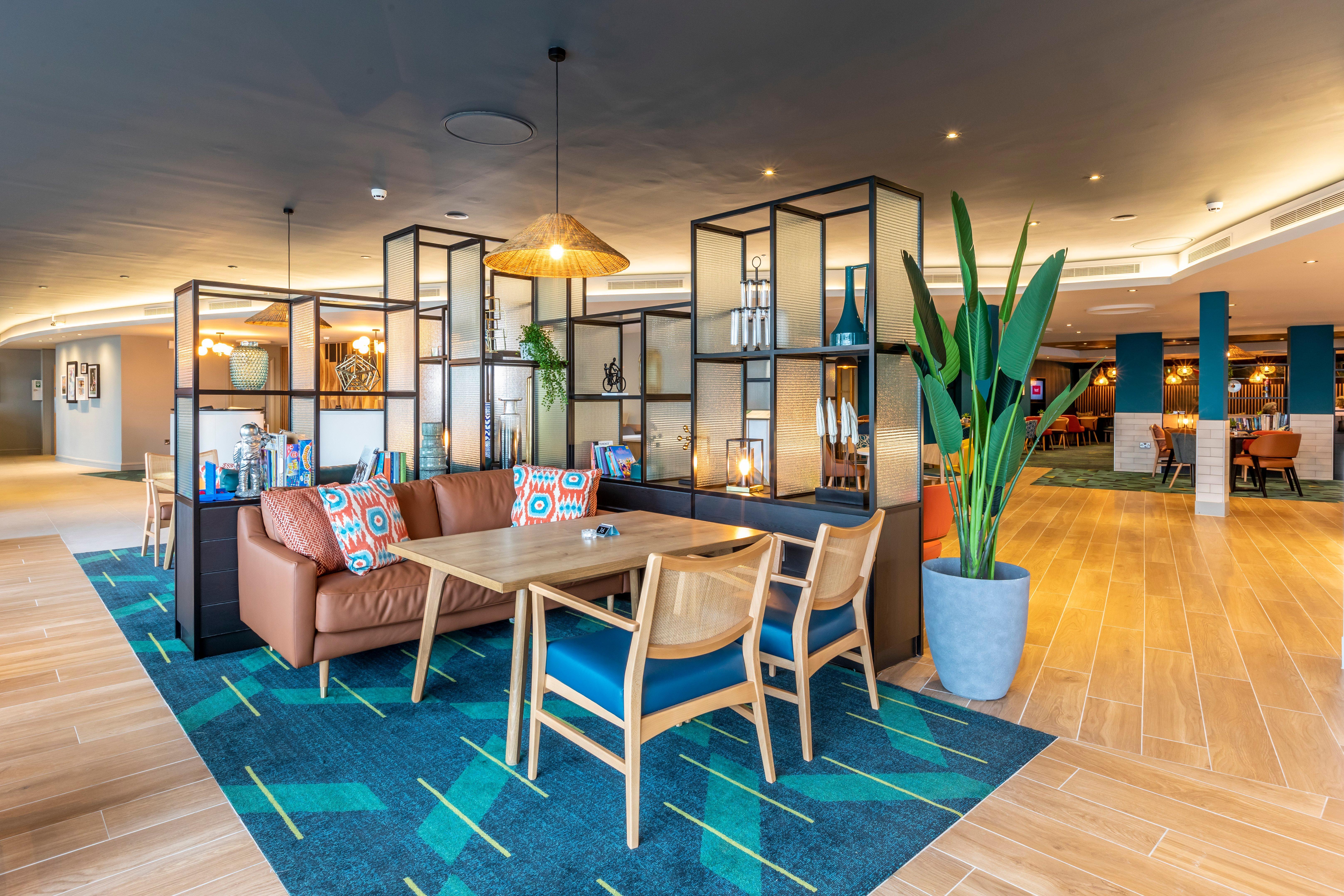 Holiday Inn Oxford By Ihg Exterior photo