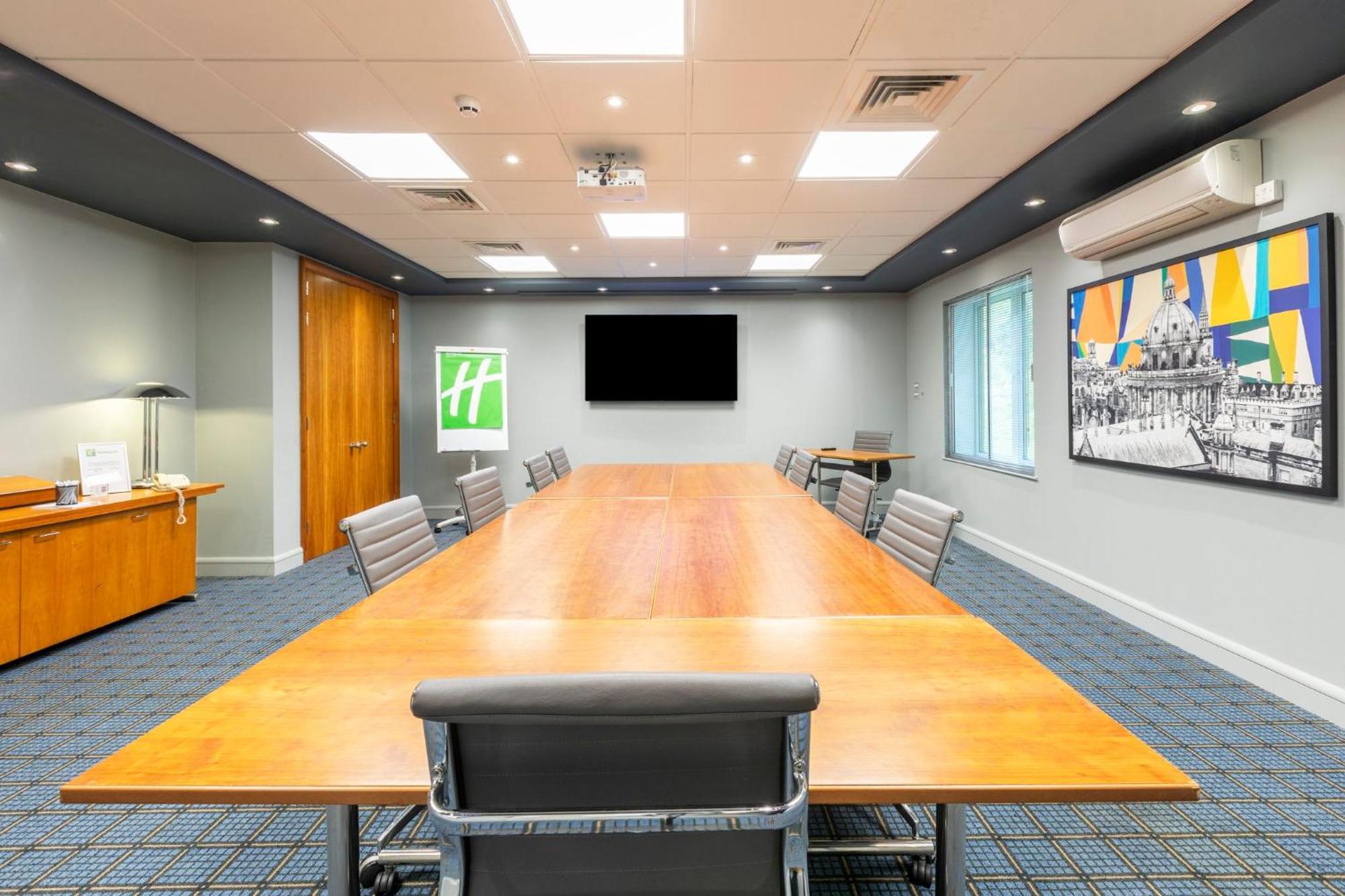 Holiday Inn Oxford By Ihg Exterior photo