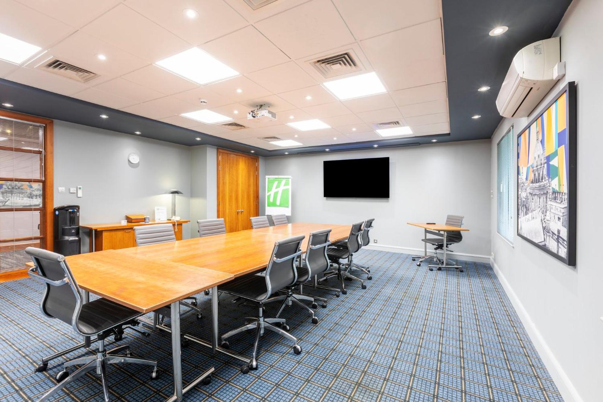 Holiday Inn Oxford By Ihg Exterior photo