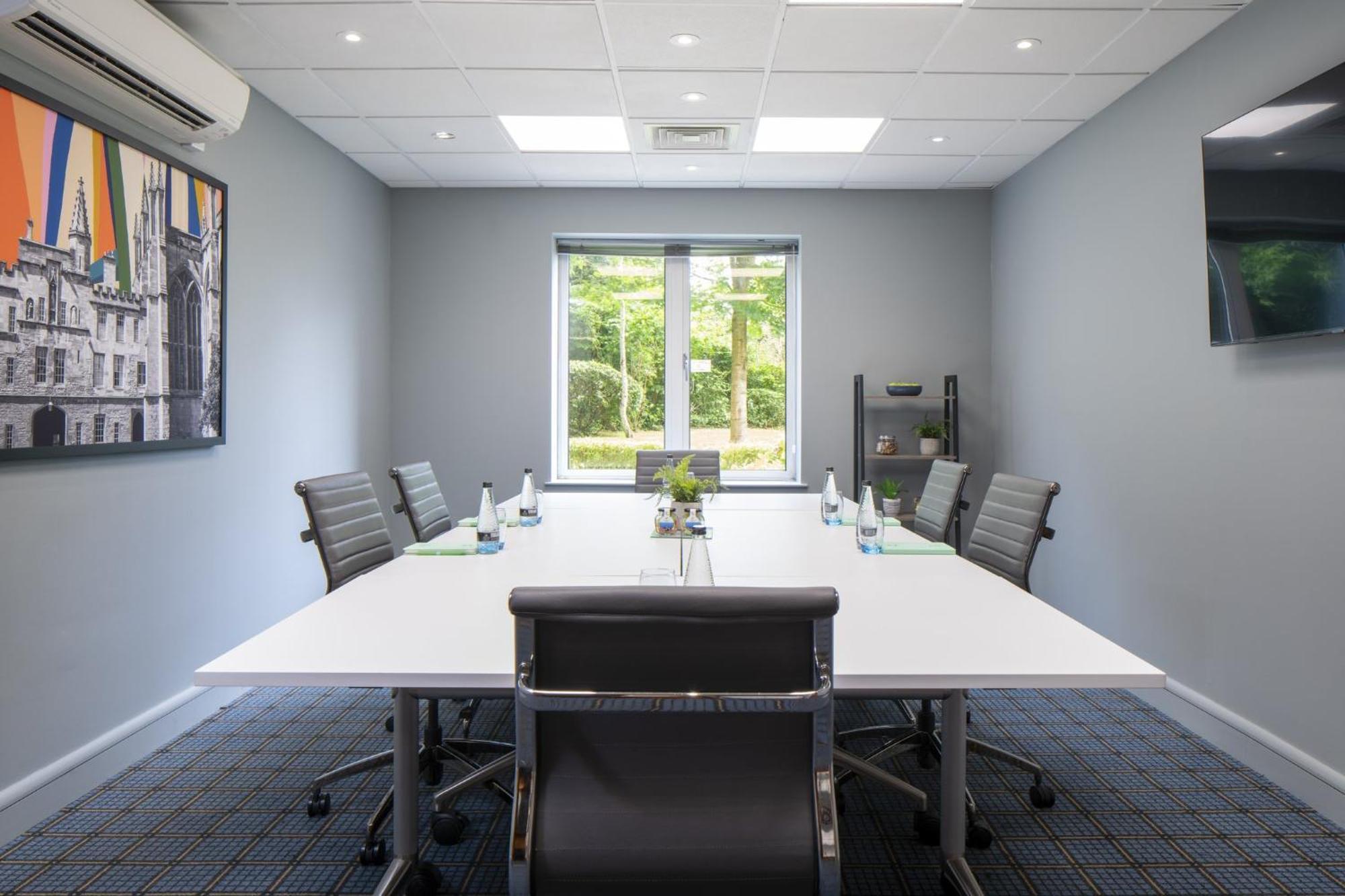 Holiday Inn Oxford By Ihg Exterior photo