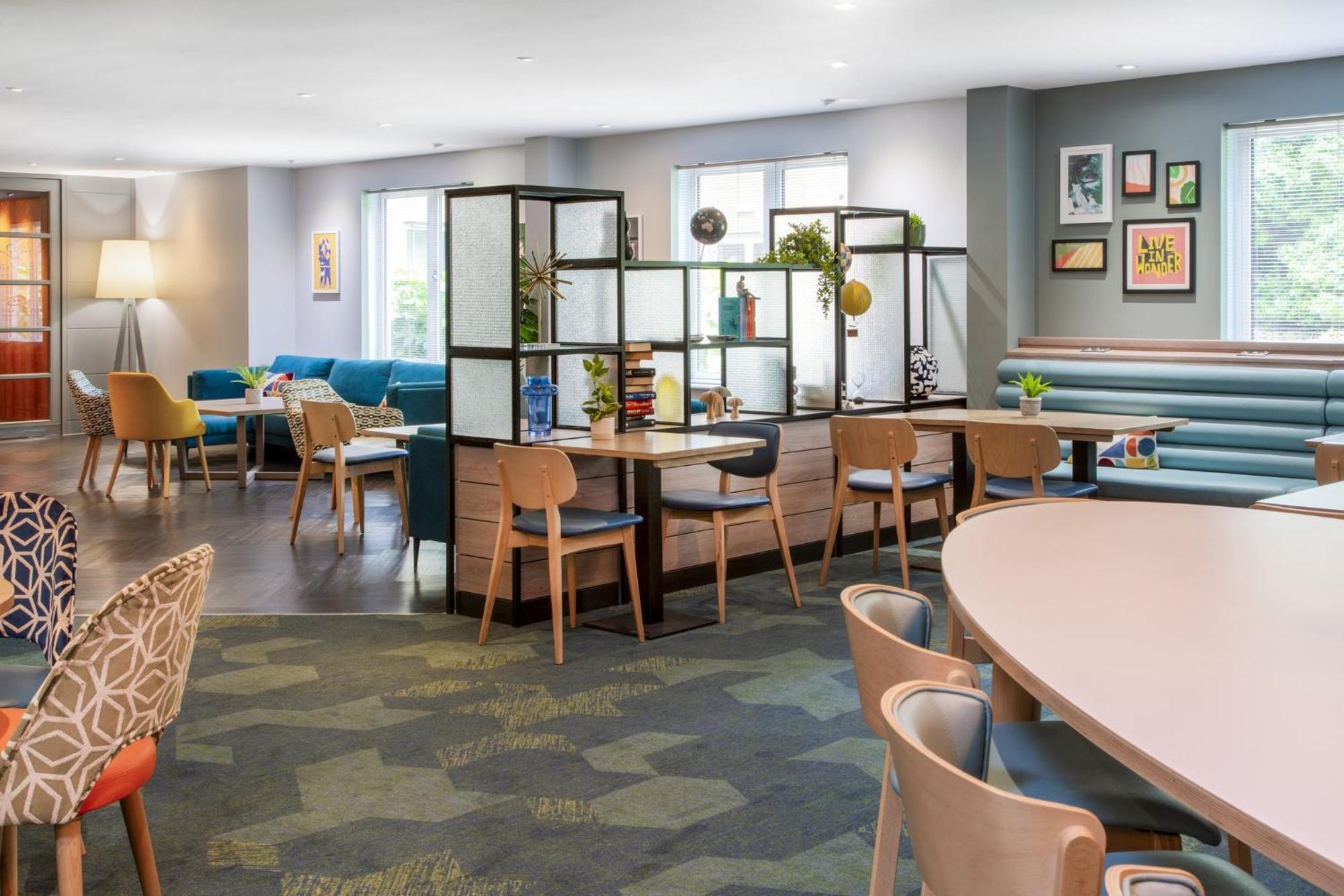 Holiday Inn Oxford By Ihg Exterior photo